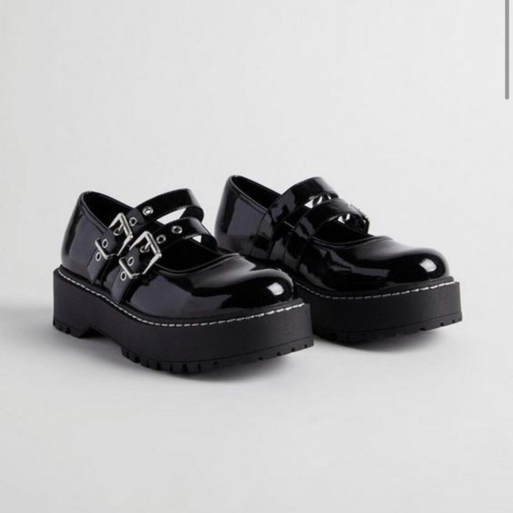 Torrid Platform Mary Jane 9.5 WW